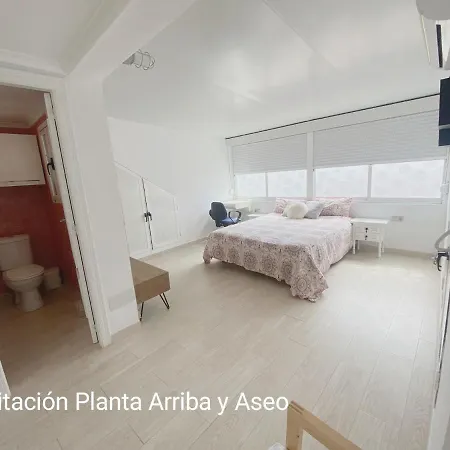 Soleado A 100 Metros De La Playa Apartamento *